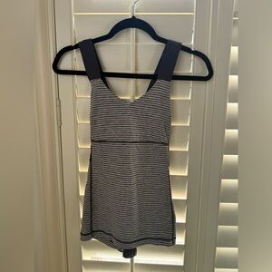 lululemon athletica gray and White Striped Tank Top size 6